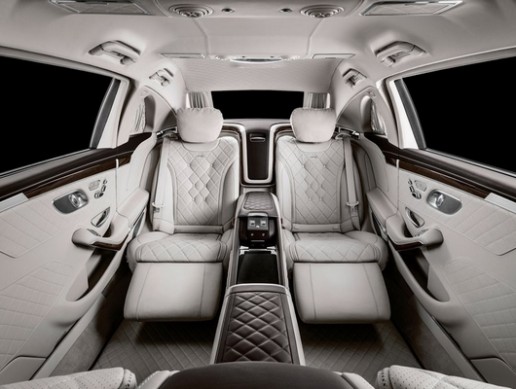 Location d'une Mercedes-Maybach Classe S Pullman
